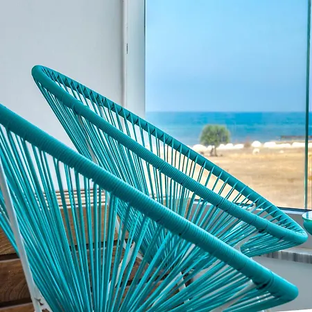 Lighthouse Apartament *